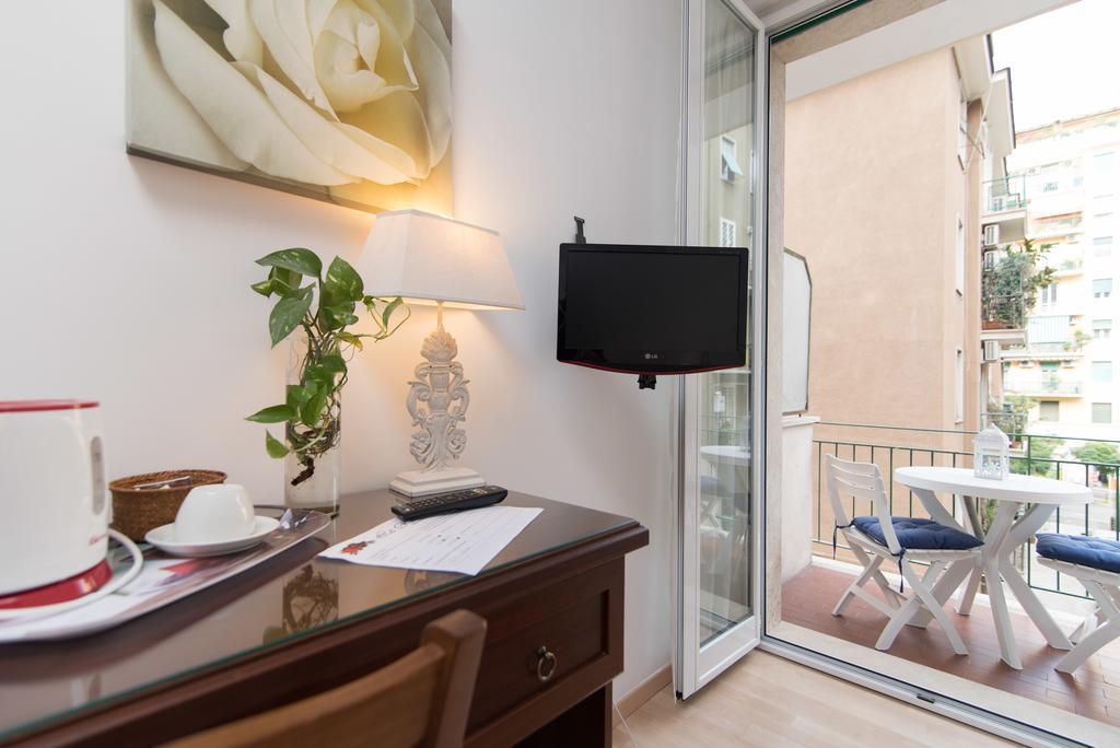 Le Rose B&B Rom Exteriör bild